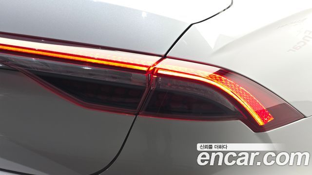 Hyundai Grandeur (IG) 3.0 LPi Exclusive 2020 — фото 23