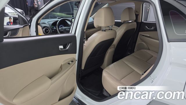 Hyundai Kona Hybrid Premium Special 2020 — фото 11