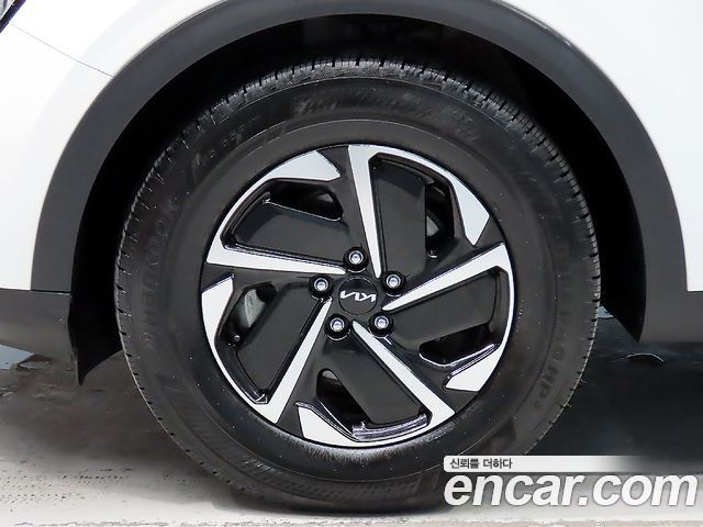 Kia Sportage Hybrid (V) Prestige 2024 — фото 5