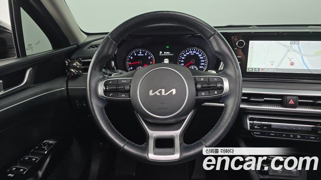 Kia K5 (III) 2.0 Prestige 2022 — фото 16