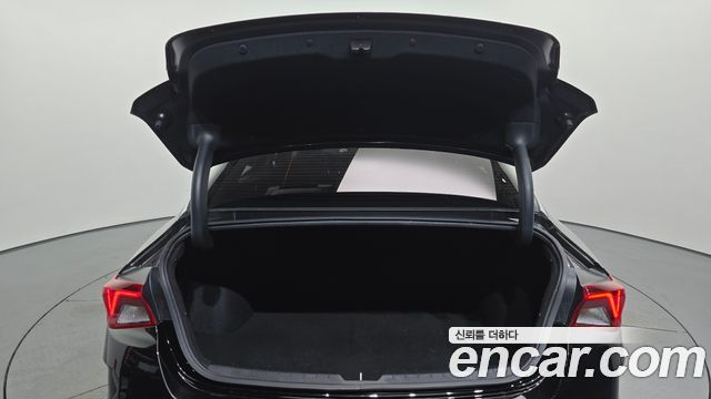 Kia K5 (III) 2.0 Prestige 2022 — фото 20