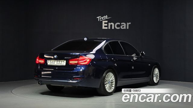 BMW 3 Series (F30) 320i Luxury 2017 — фото 2