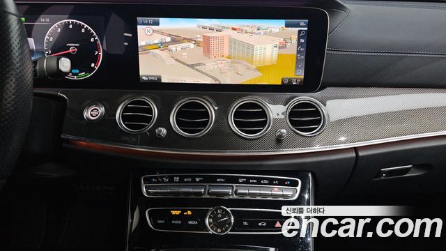Mercedes-Benz E-Class (W213) E350 4MATIC AMG Line 2019 — фото 12