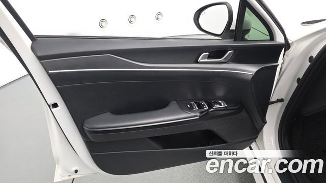 Kia K5 (III) 2.0 LPI(Renter car) Trandy 2022 — фото 24