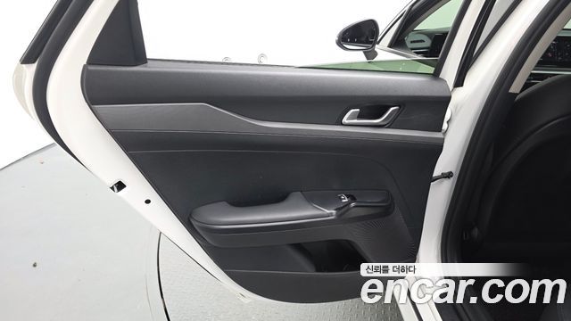 Kia K5 (III) 2.0 LPI(Renter car) Trandy 2022 — фото 25