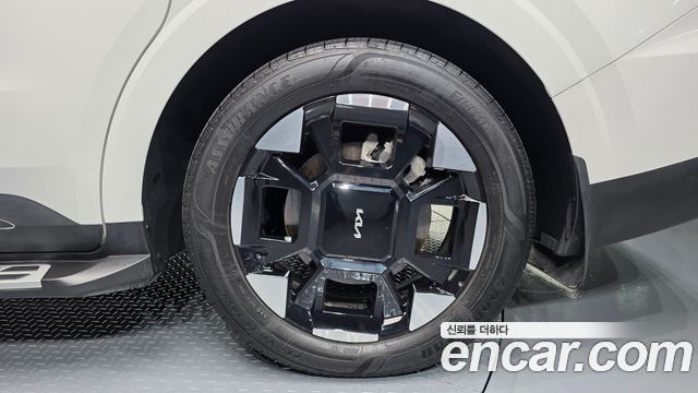 Kia Carnival (IV) Gasoline 7-Seater Noblesse 2024 — фото 21