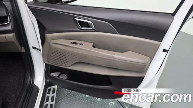Kia Carnival (IV) Gasoline 7-Seater Noblesse 2024 — фото 24