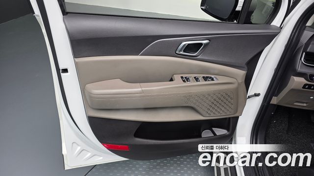 Kia Carnival (IV) Gasoline 7-Seater Noblesse 2024 — фото 25