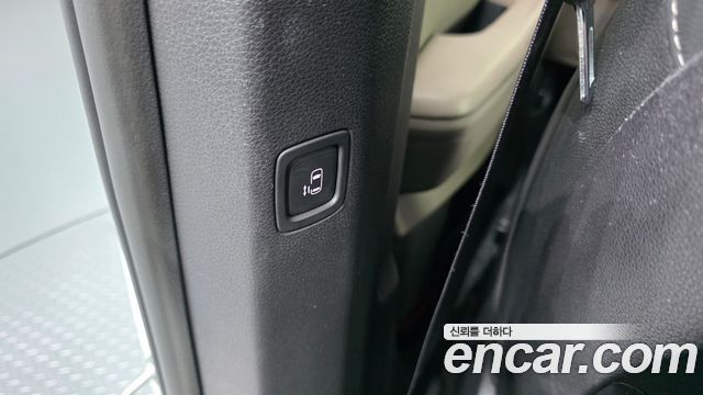 Kia Carnival (IV) Gasoline 7-Seater Noblesse 2024 — фото 28