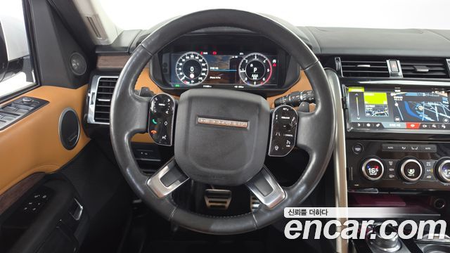 Land Rover Discovery 5 3.0 SD6 HSE Luxury 2020 — фото 12