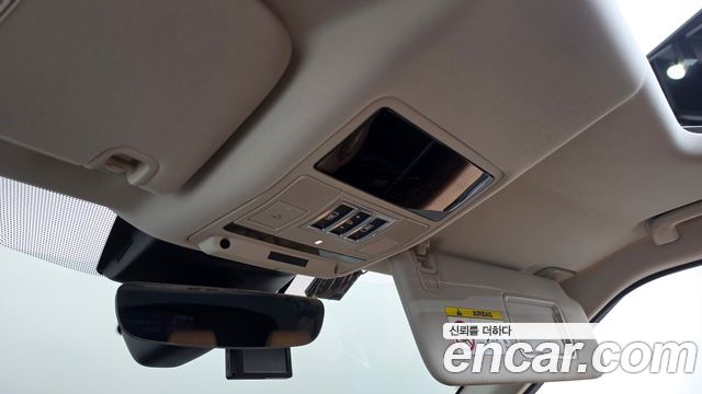 Land Rover Discovery 5 3.0 SD6 HSE Luxury 2020 — фото 30