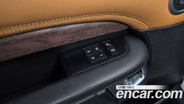 Land Rover Discovery 5 3.0 SD6 HSE Luxury 2020 — фото 35