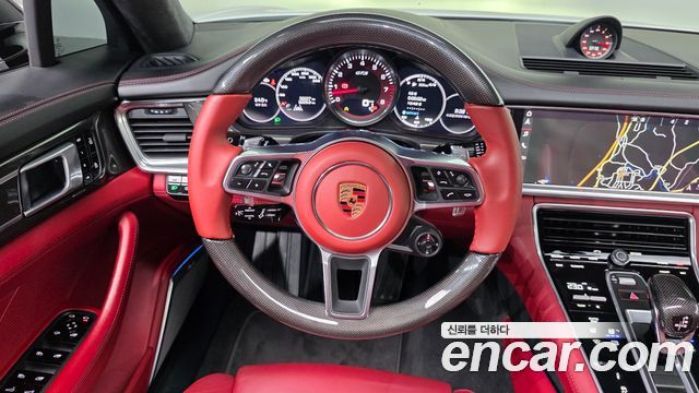 Porsche Panamera (971) 4.0 GTS 2019 — фото 13