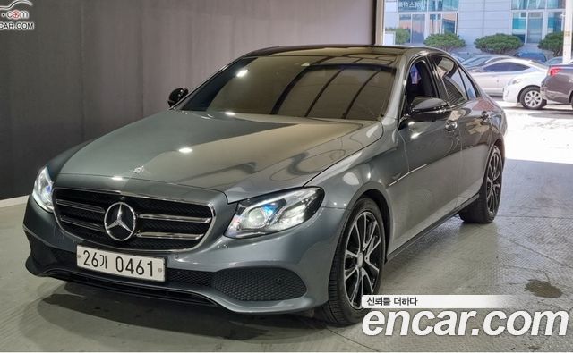 Mercedes-Benz E-Class (W212) E300 Avangard