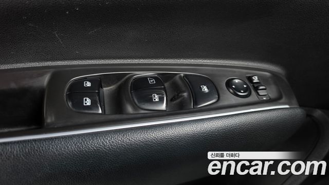 Renault Korea QM6 Diesel 2WD SE 2017 — фото 29