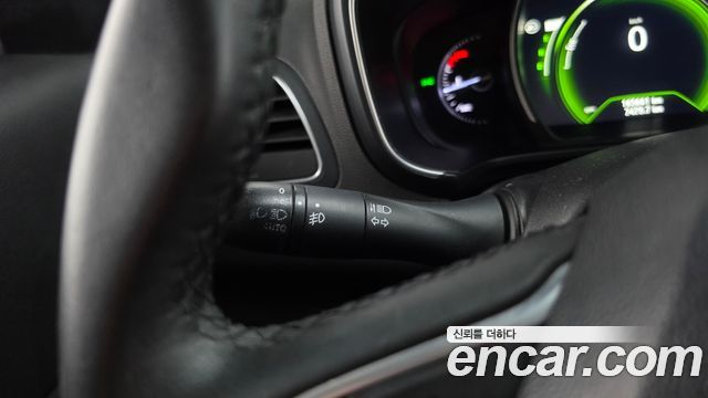 Renault Korea QM6 Diesel 2WD SE 2017 — фото 30