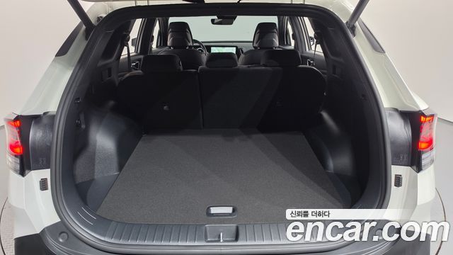Kia Sportage Hybrid (V) 30Th Edition 2WD 2024 — фото 18