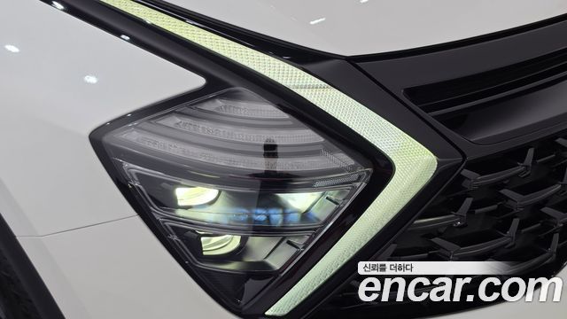 Kia Sportage Hybrid (V) 30Th Edition 2WD 2024 — фото 22