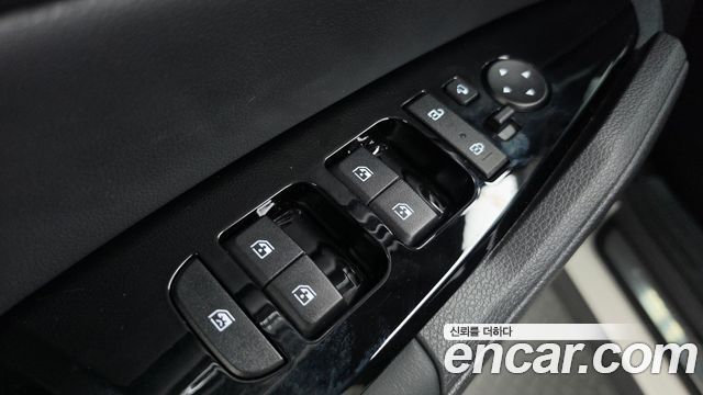 Kia Sportage Hybrid (V) 30Th Edition 2WD 2024 — фото 28