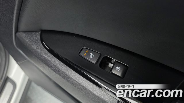 Kia Sportage Hybrid (V) 30Th Edition 2WD 2024 — фото 29