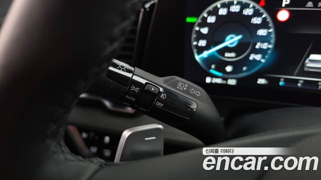 Kia Sportage Hybrid (V) 30Th Edition 2WD 2024 — фото 30