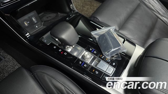 Kia K7 Premier 3.0 GDI Signature 2020 — фото 9