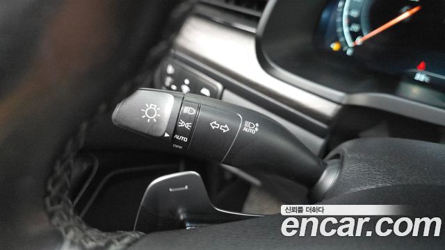Kia K7 Premier 3.0 GDI Signature 2020 — фото 31