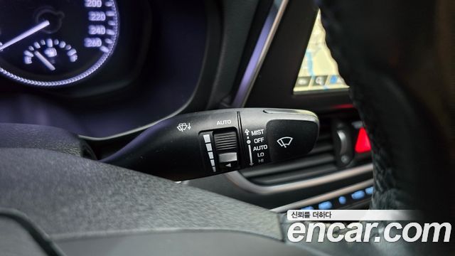 Hyundai Grandeur (IG) 2.4 Premium 2019 — фото 18