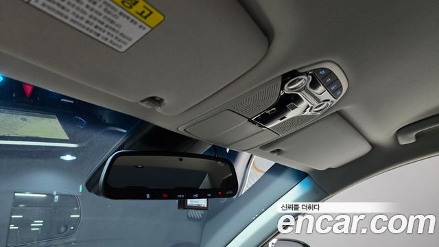 Hyundai Grandeur (IG) 2.4 Premium 2019 — фото 20
