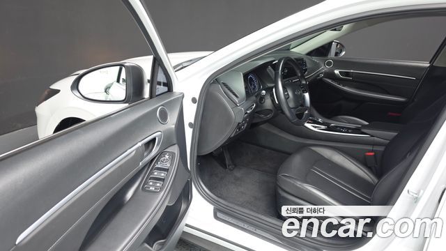Hyundai Sonata (DN8) 2.0 LPG(rental car) Smart 2022 — фото 10