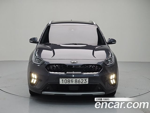 Kia Niro 1.6 HEV Noblesse Special 2021 — фото 2