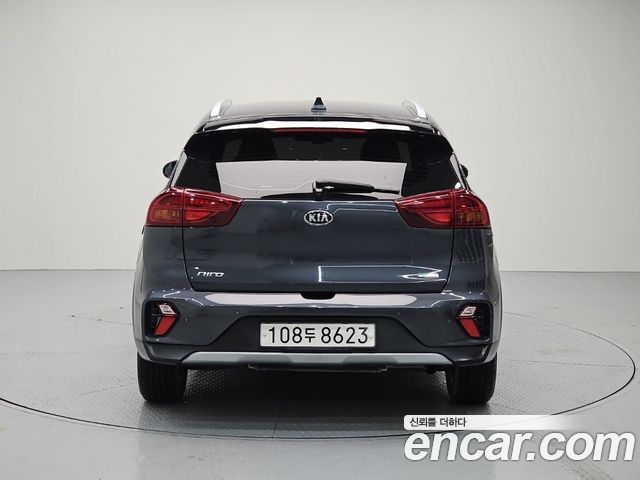 Kia Niro 1.6 HEV Noblesse Special 2021 — фото 3