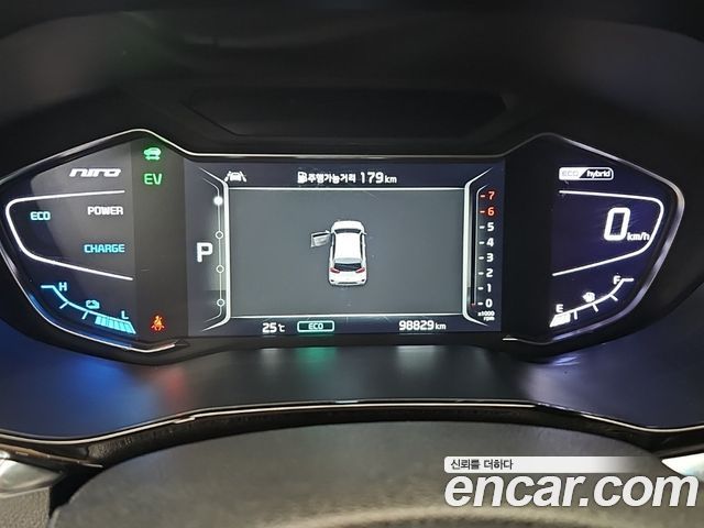Kia Niro 1.6 HEV Noblesse Special 2021 — фото 6