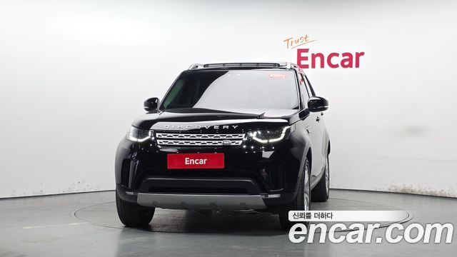 Land Rover Discovery 5 3.0 TD6 HSE 2018 — фото 3