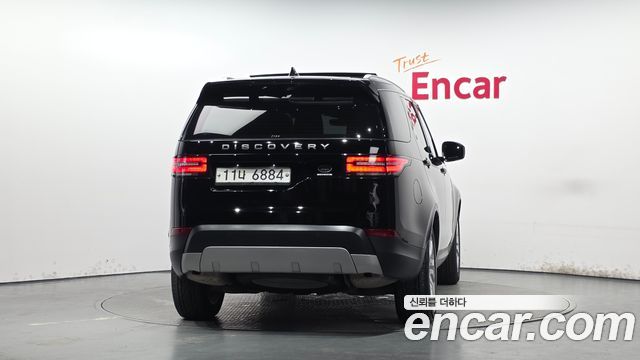 Land Rover Discovery 5 3.0 TD6 HSE 2018 — фото 4