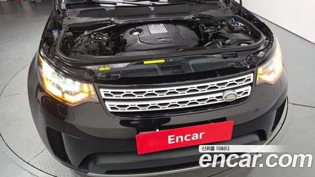 Land Rover Discovery 5 3.0 TD6 HSE 2018 — фото 6