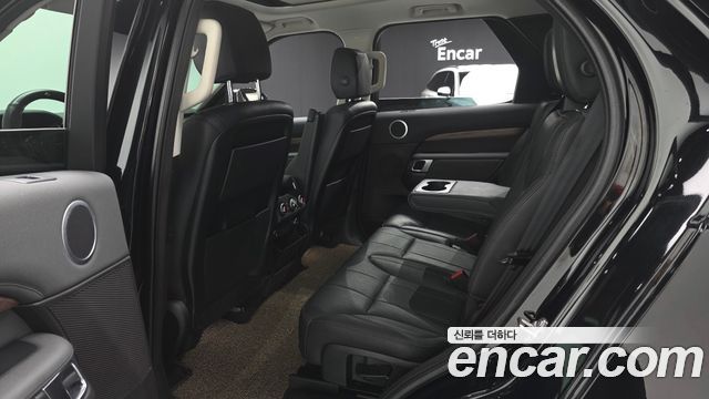 Land Rover Discovery 5 3.0 TD6 HSE 2018 — фото 11