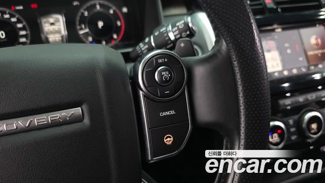 Land Rover Discovery 5 3.0 TD6 HSE 2018 — фото 31