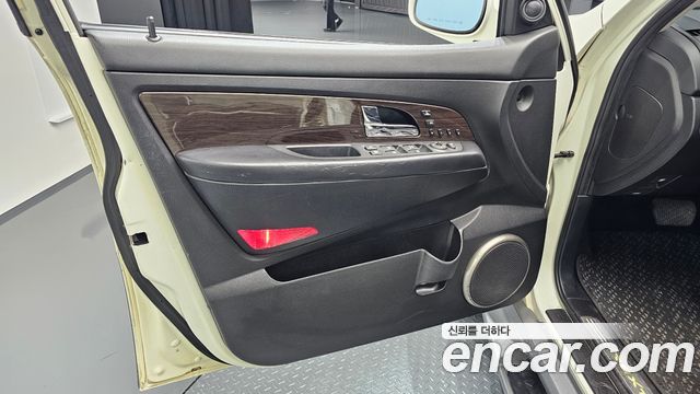 KG Mobility (SsangYong) Super Rexton 2WD RX4 High Deluxe 2011 — фото 24