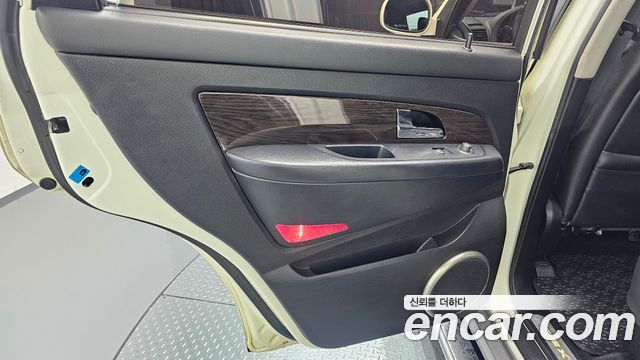 KG Mobility (SsangYong) Super Rexton 2WD RX4 High Deluxe 2011 — фото 25