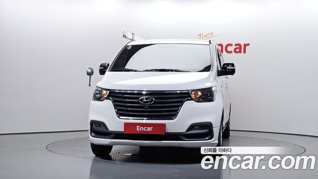 Hyundai Grand Starex Camping car 2020 — фото 3