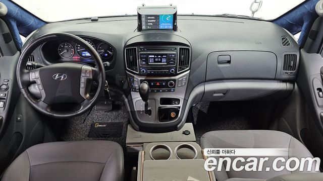 Hyundai Grand Starex Camping car 2020 — фото 7
