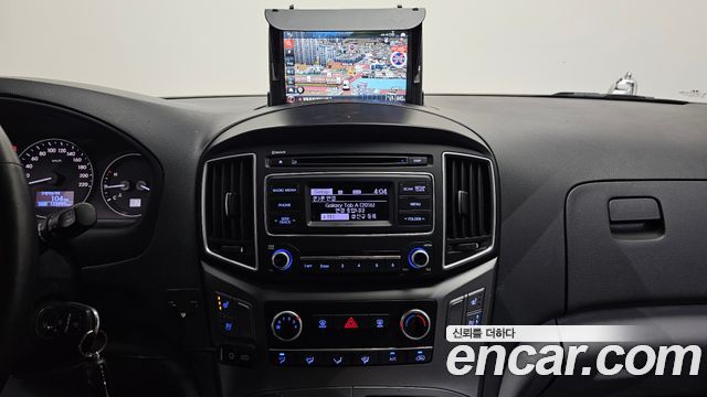 Hyundai Grand Starex Camping car 2020 — фото 13