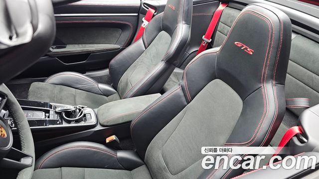 Porsche 911 (992) Carrera 4 GTS Cabriolet 2023 — фото 17