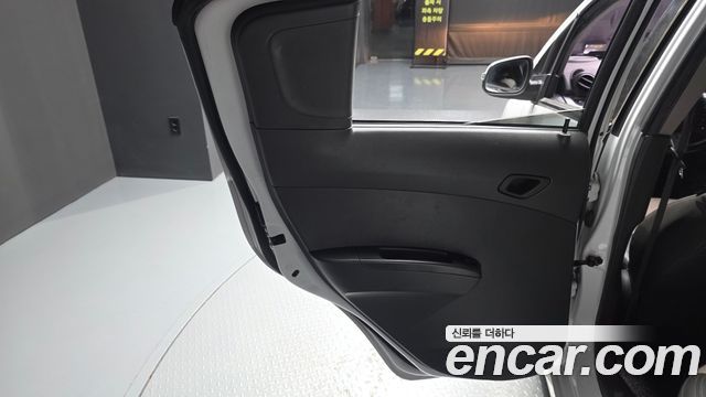 Chevrolet Spark Spark S LT 2014 — фото 25
