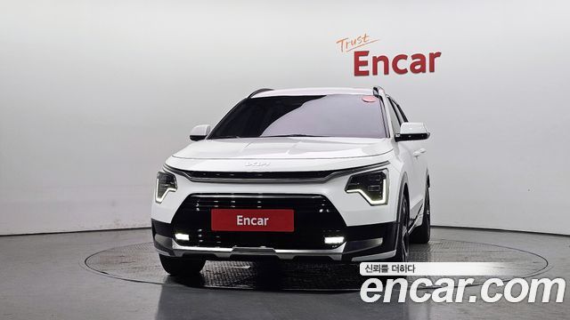Kia Niro Prestige 2022 — фото 3