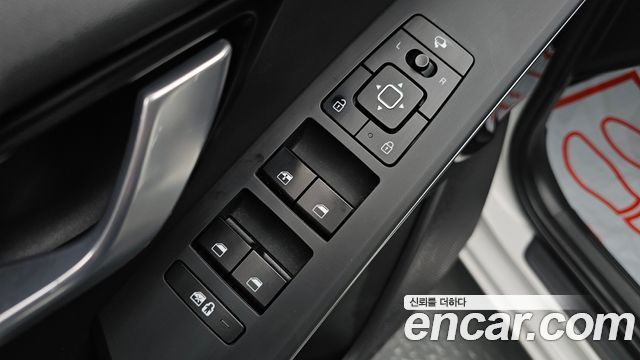 Kia Niro Prestige 2022 — фото 17