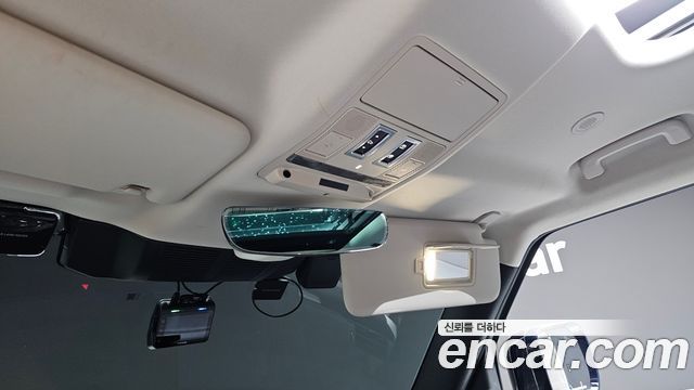 Land Rover Defender (L663) 110 D250 S 2022 — фото 19