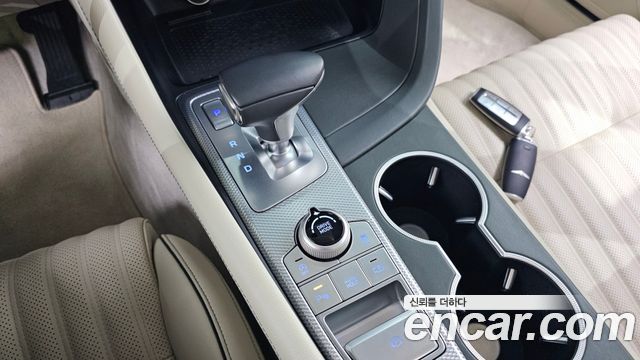 Genesis G70 Gasoline 2.0T 2WD 2023 — фото 9