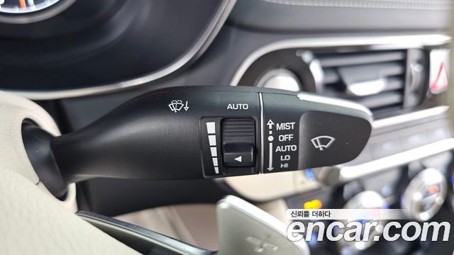 Genesis G70 Gasoline 2.0T 2WD 2023 — фото 30